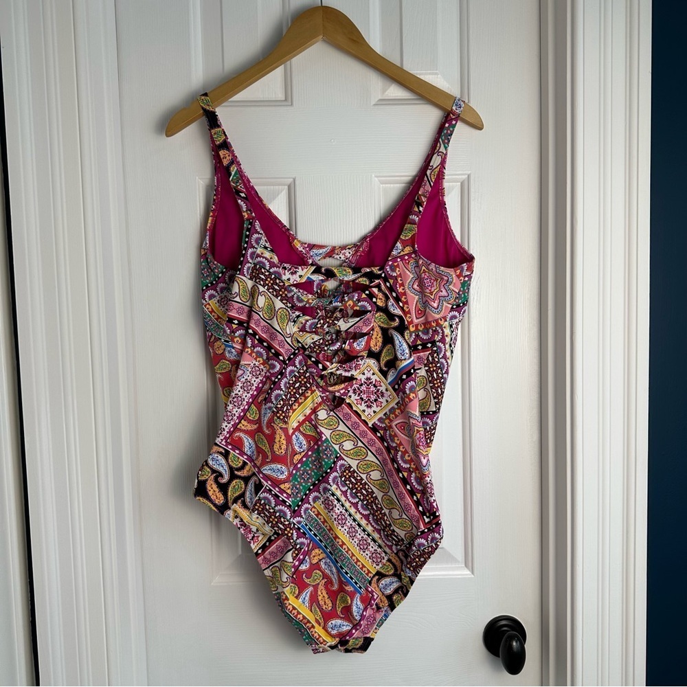 Bleu By Rod Beattie Just Cool Lace-Up One-Piece Swimsuit EUC - Picture 4 of 5